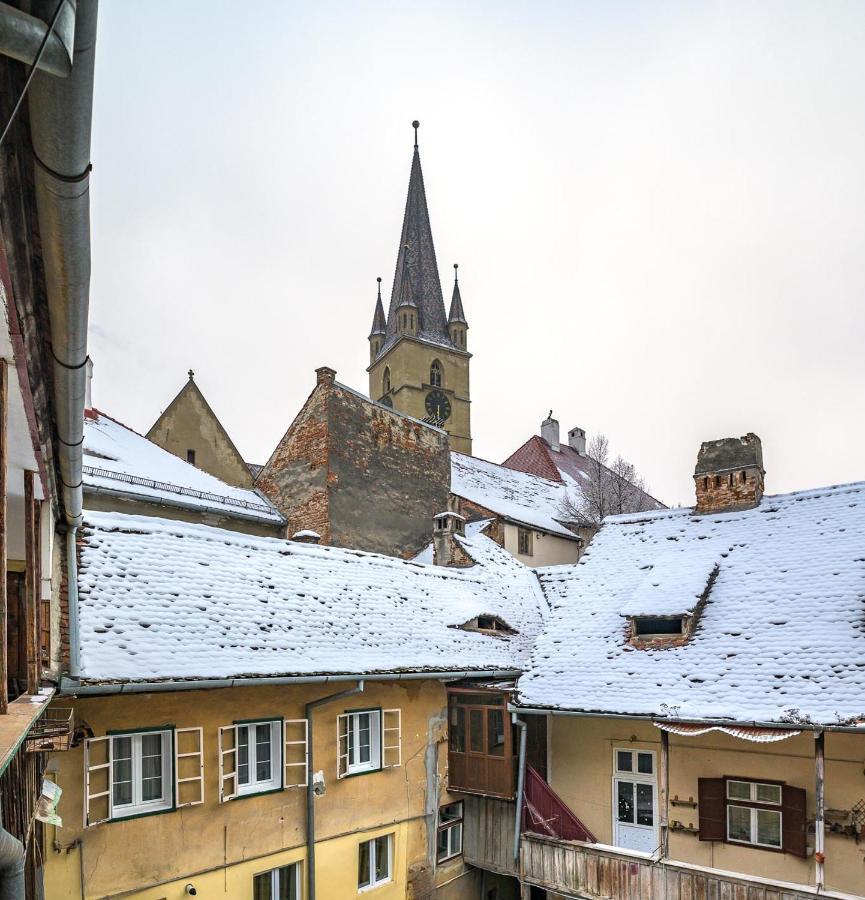 Apartment Bridge Queen Sibiu Exterior photo